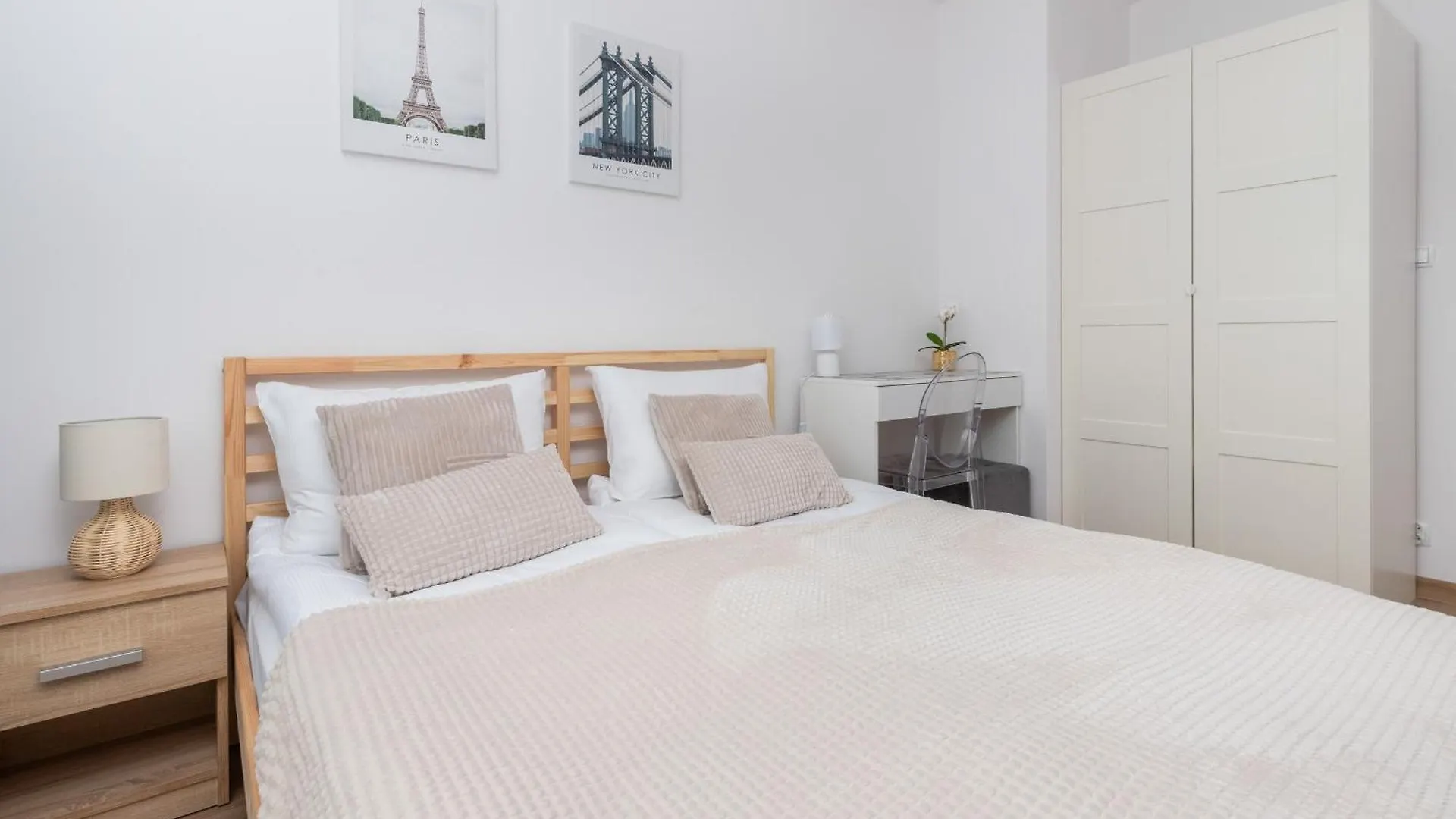 Bright Apartment With Private Garden And Accepting Pets By Noclegi Renters Gdansk Poland